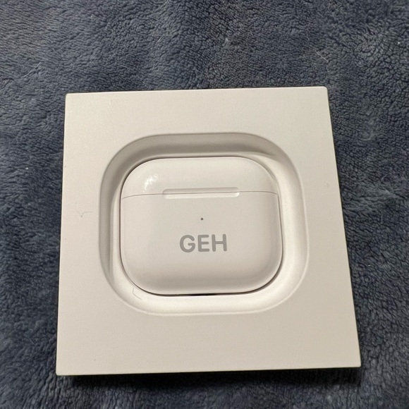 AirPodspro第二世代 gid Apple Air pods pro 第2世代 617I3mDGmTL._AC_UF350,